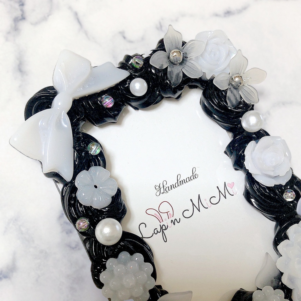 黒 くすみカラー白 ホイップデコ 硬質トレカケース チェキ 白 大人可愛い ケース