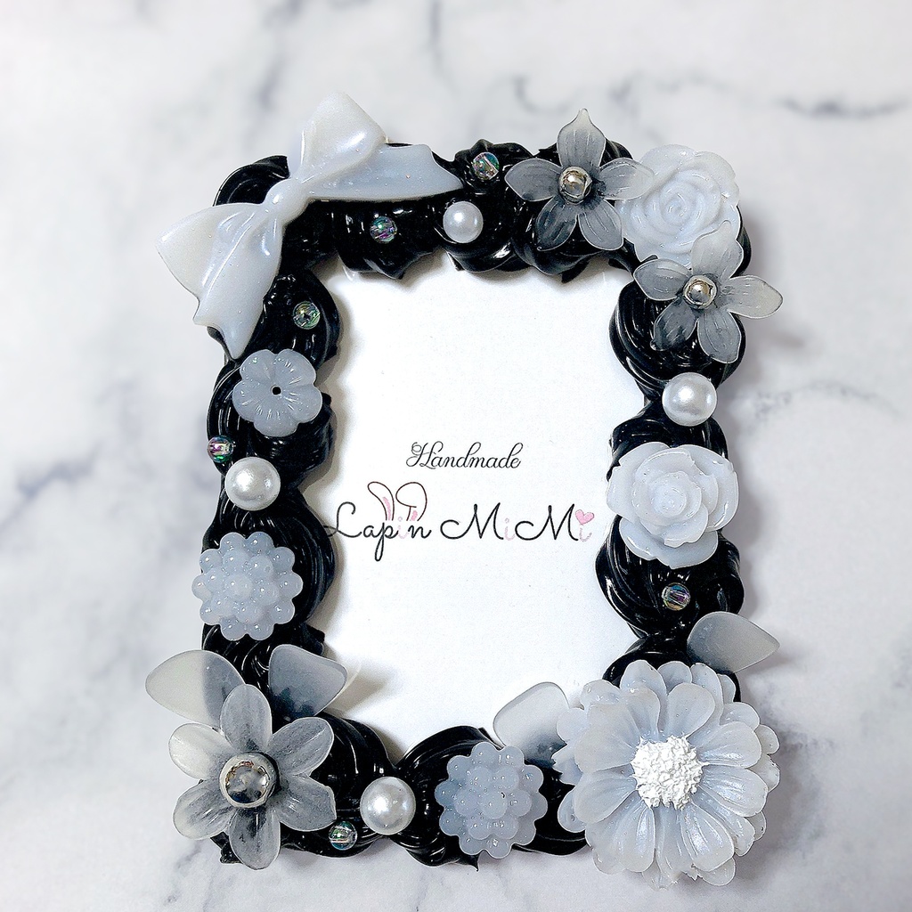 黒 くすみカラー白 ホイップデコ 硬質トレカケース チェキ 白 大人可愛い ケース