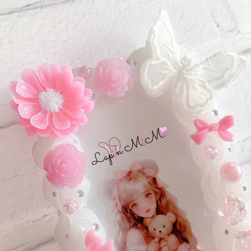 ピンク ホイップデコ 硬質トレカケース レース 刺繍 蝶 花 リボン ふわふわ かわいい ケース チェキ