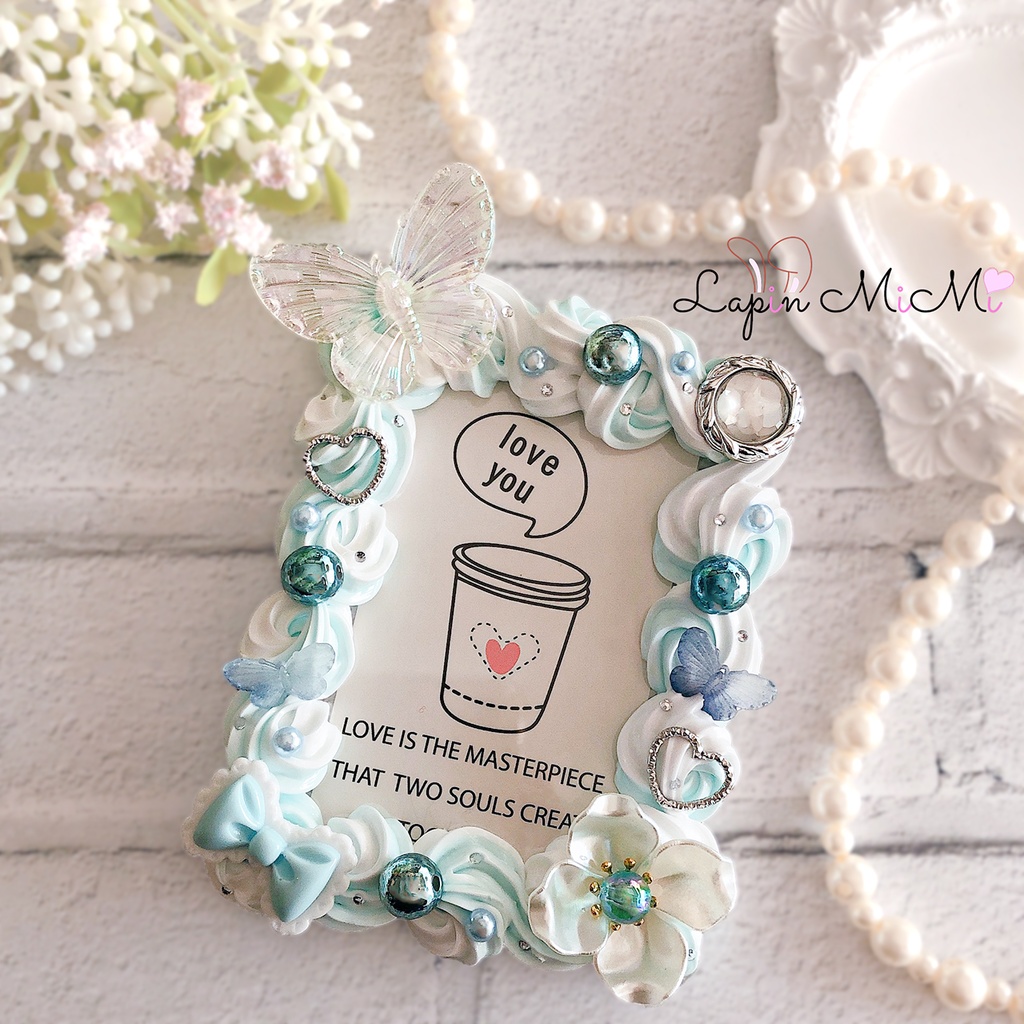 ホイップデコ 硬質トレカケース 白 水色 ツートン 蝶 花 リボン パール 盛り盛り ケース チェキ