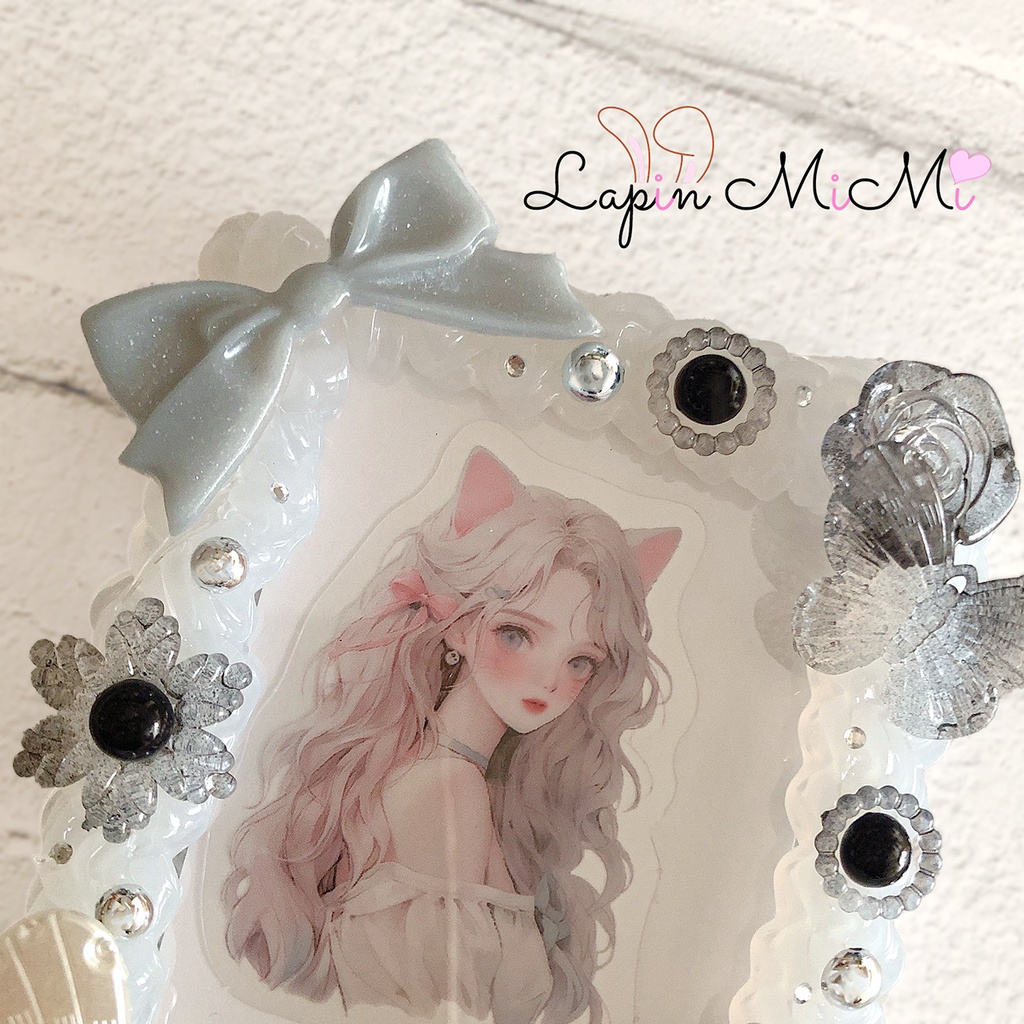 グレー ホイップデコ 硬質トレカケース クリア リボン 蝶 上品 チェキ ケース 黒