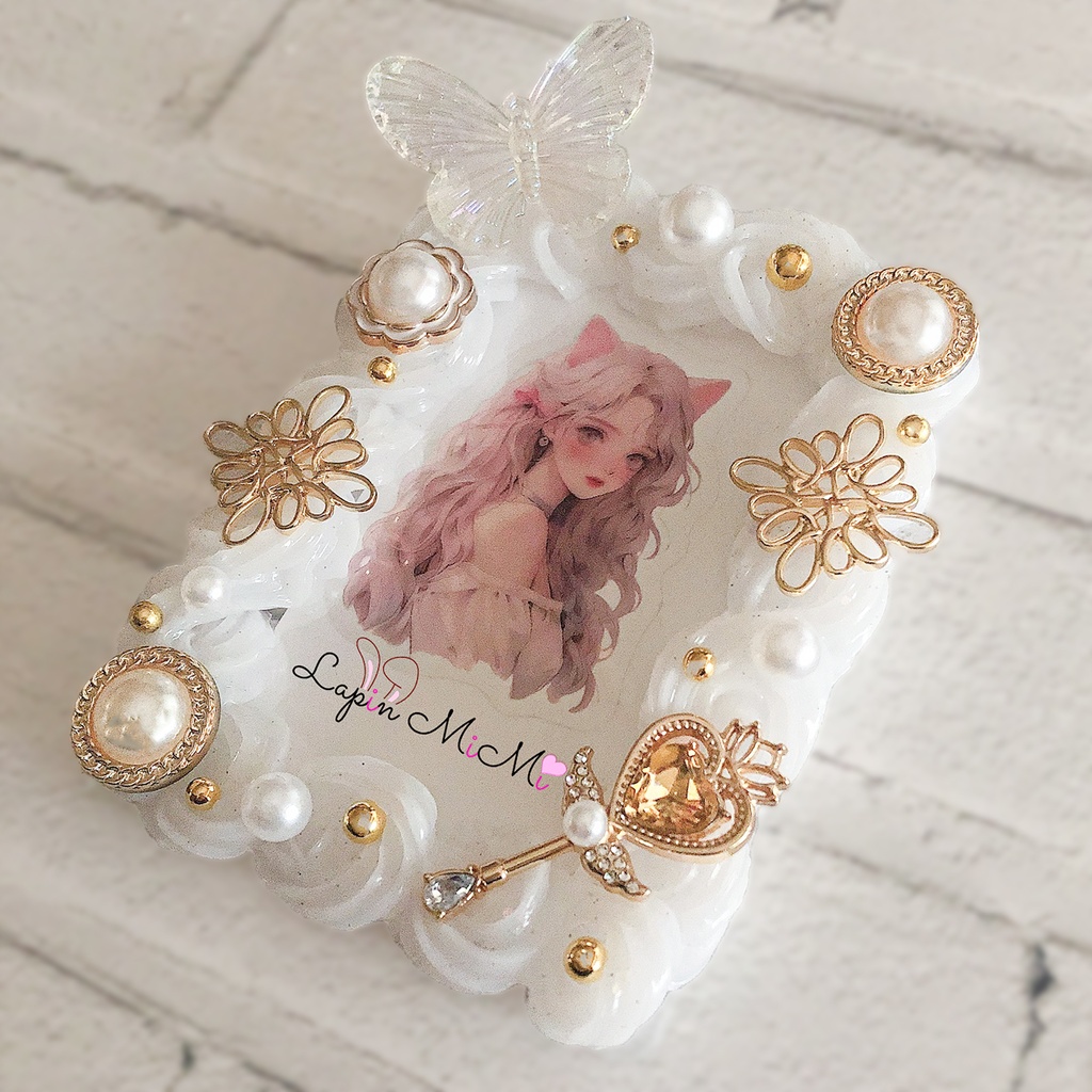 クリア ホイップデコ 硬質トレカケース ゴールド 魔法 スティック 華やか きれいめ 蝶 チェキ ケース