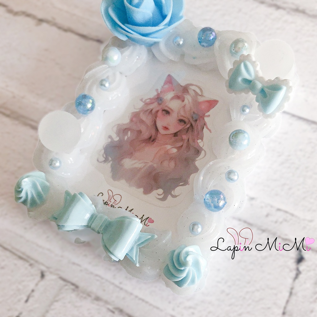 クリア ホイップデコ 硬質トレカケース チェキ ブルー 水色 ローズ リボン きれいめ ケース