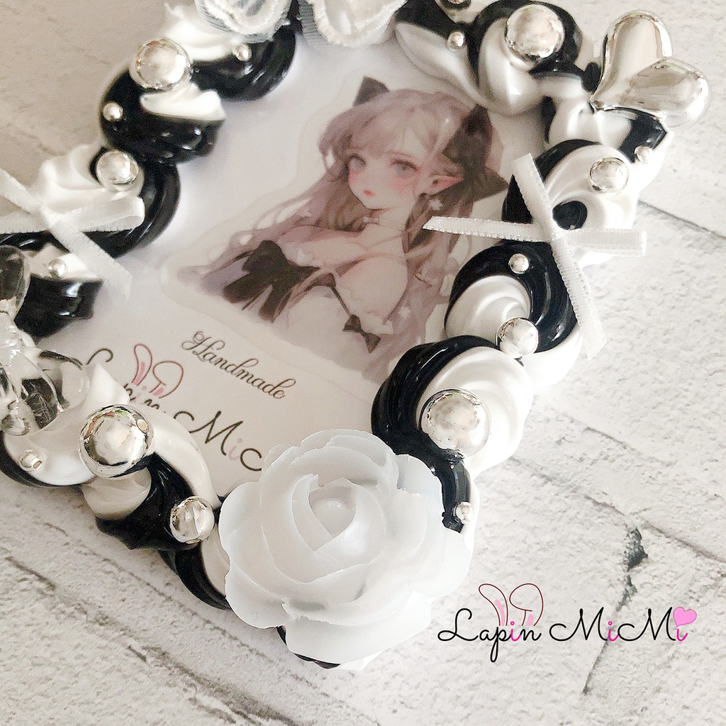 【受注製作】白 黒 ツートン ホイップデコ 硬質トレカケース レース 刺繍 蝶 リボン シルバー ゴシック チェキ トレカ ケース