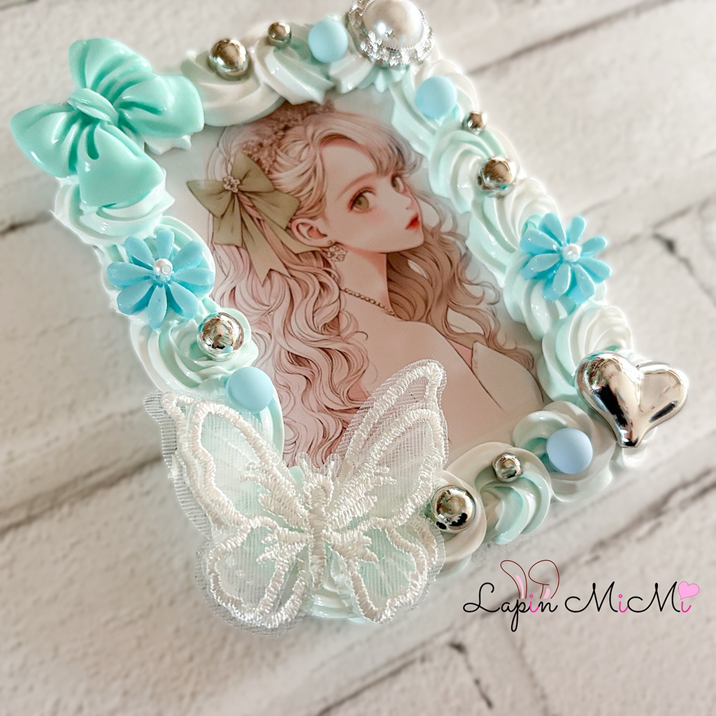 白 水色 ツートン ホイップデコ 硬質トレカケース リボン 花 シルバー シフォン 蝶 ふんわり かわいい カード ケース