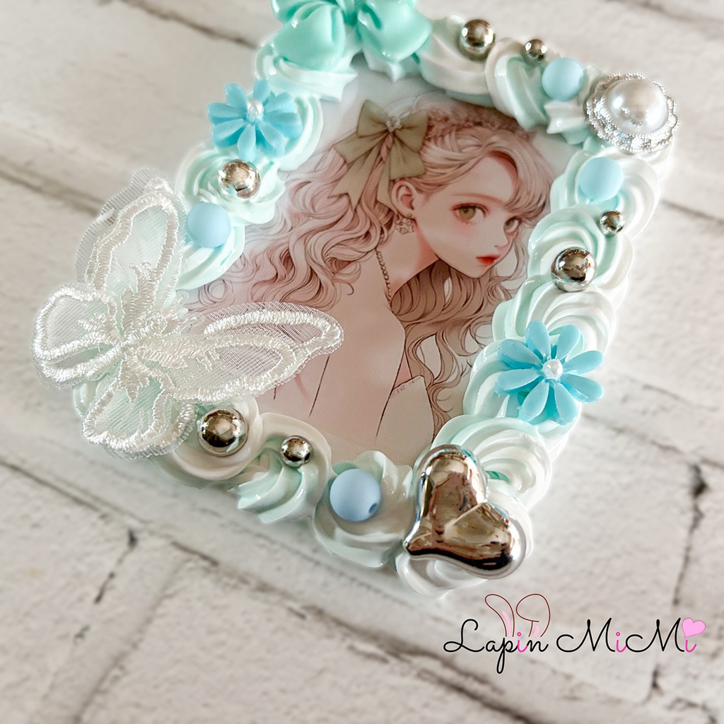 白 水色 ツートン ホイップデコ 硬質トレカケース リボン 花 シルバー シフォン 蝶 ふんわり かわいい カード ケース