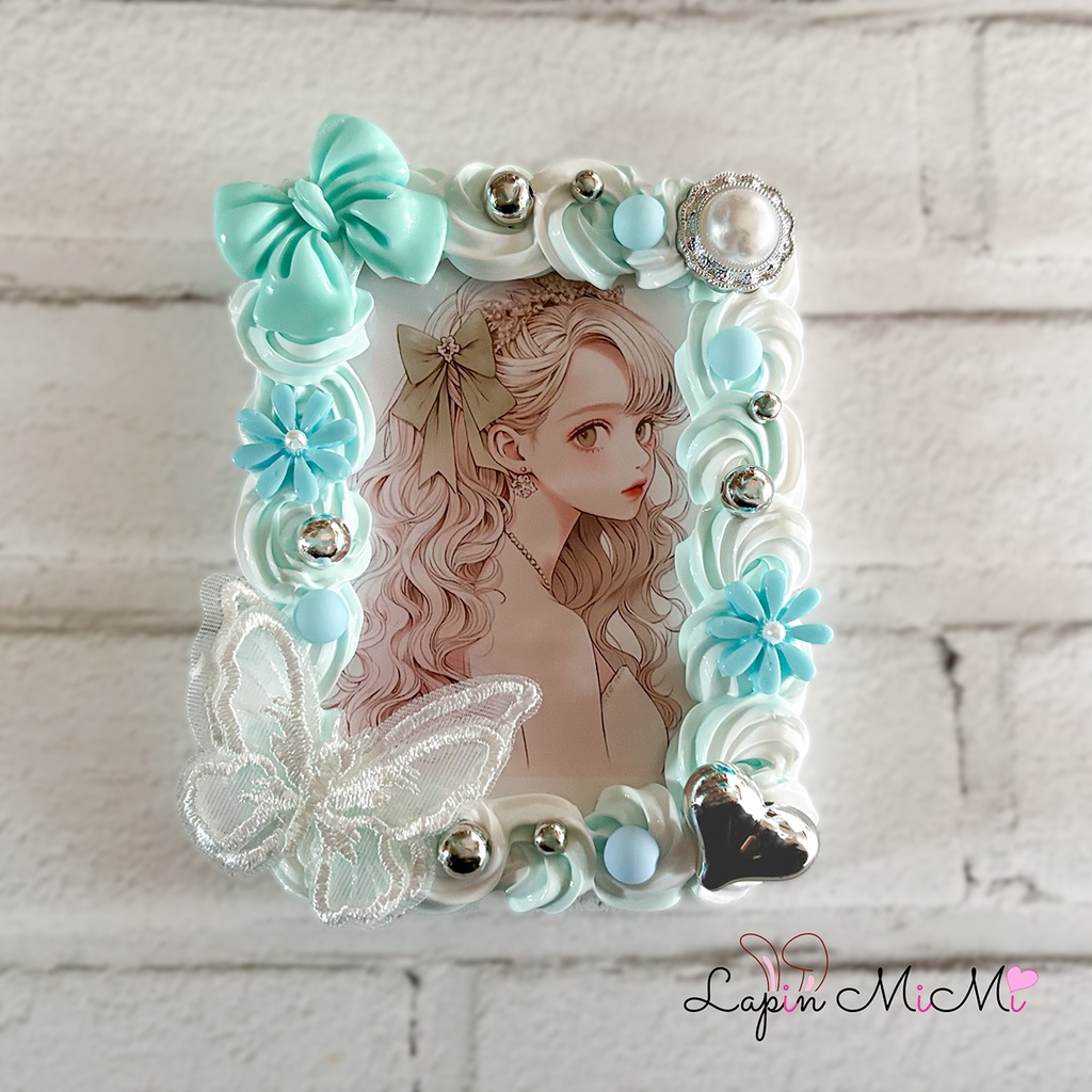 白 水色 ツートン ホイップデコ 硬質トレカケース リボン 花 シルバー シフォン 蝶 ふんわり かわいい カード ケース