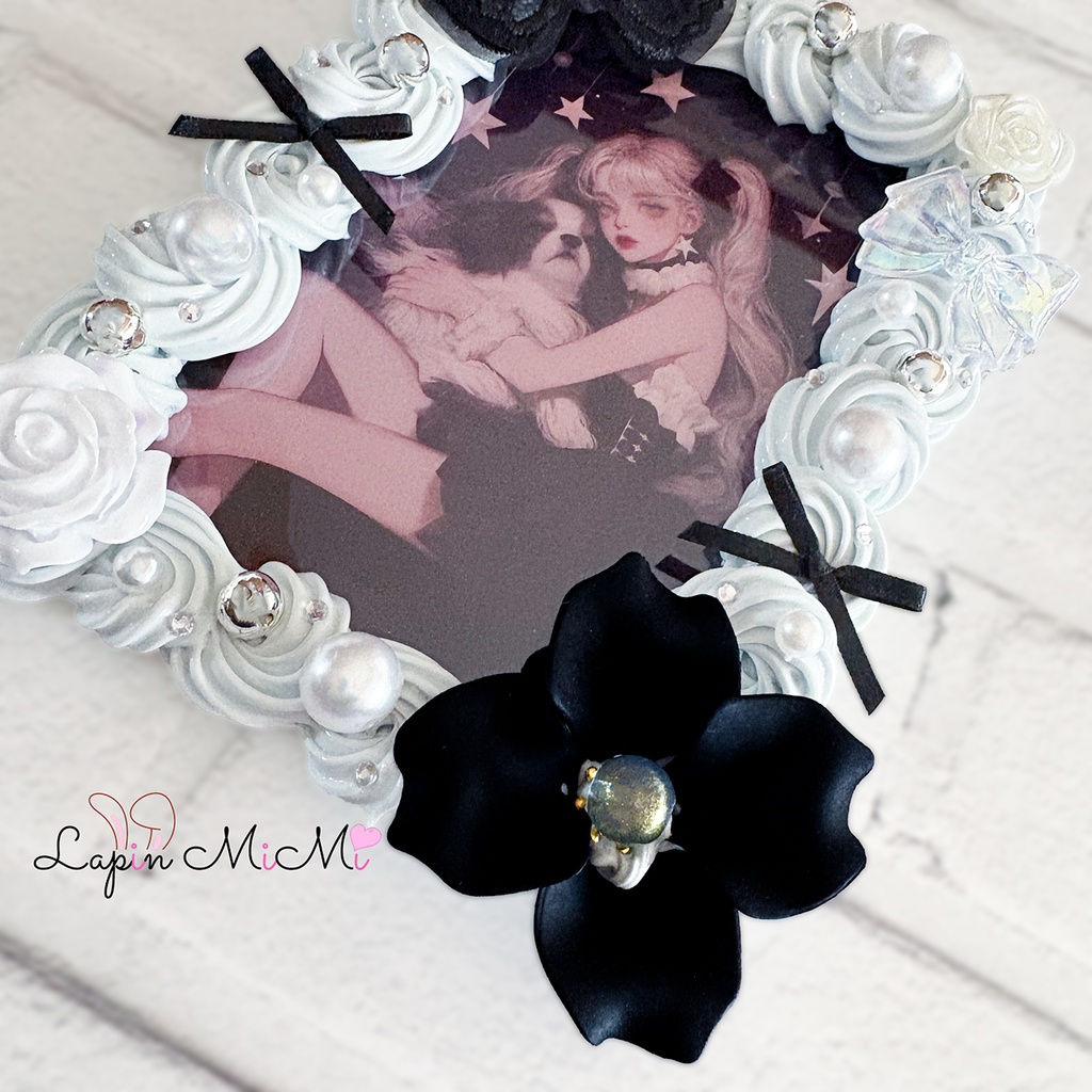 【受注製作】B7 L版 硬質トレカケース ホイップデコ くすみカラー 上品 レース 蝶 黒 ゴスロリ ゴシック カード ケース