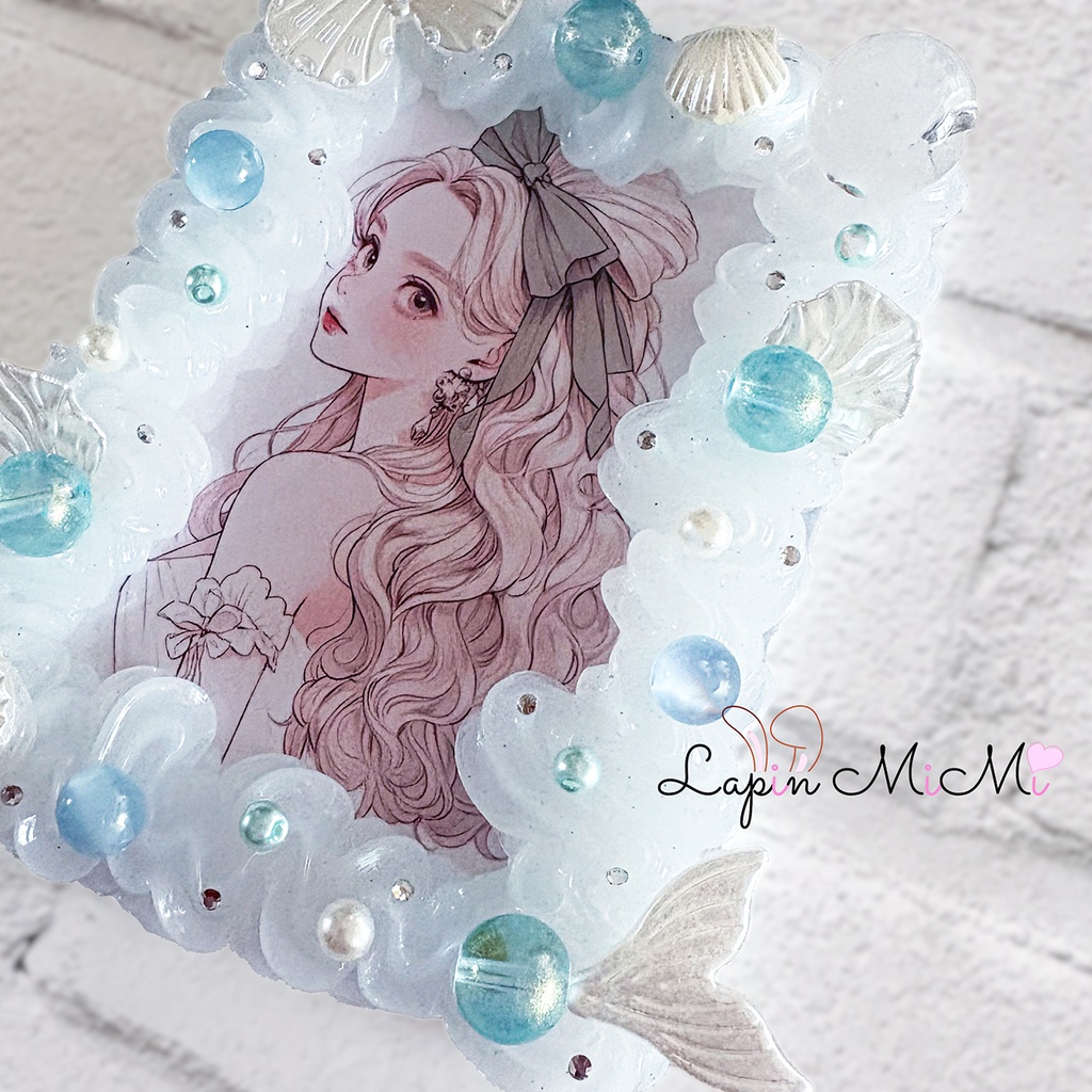 クリア ホイップデコ 硬質トレカケース チェキ 海 人魚 バブル ガラスビーズ 蝶 水色 キレイめ カード ケース チャーム取り付け可