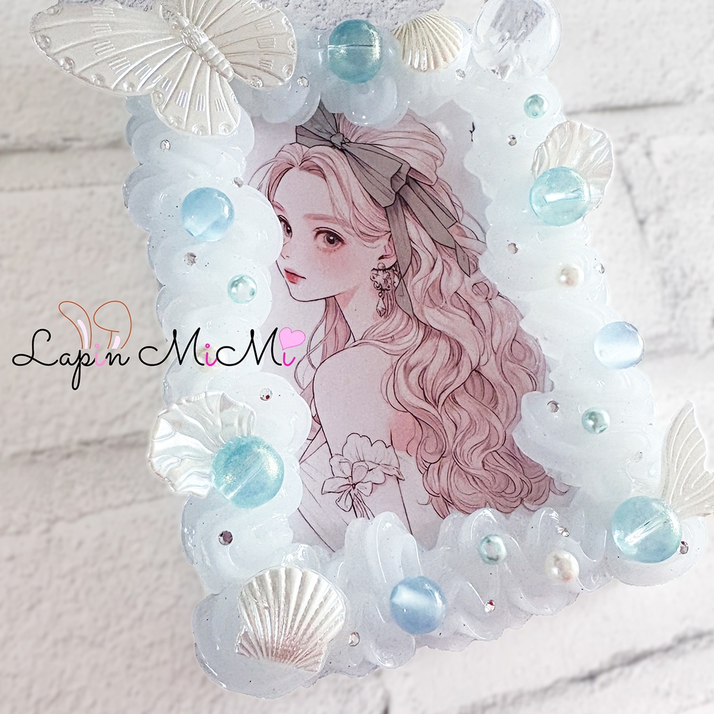 クリア ホイップデコ 硬質トレカケース チェキ 海 人魚 バブル ガラスビーズ 蝶 水色 キレイめ カード ケース チャーム取り付け可