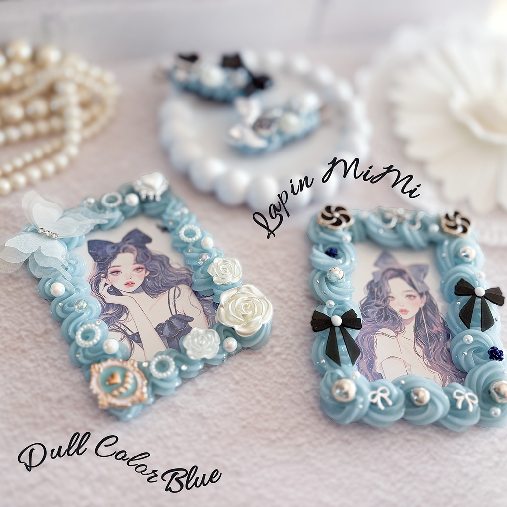 【バッグチャーム可〇】ホイップデコ 硬質トレカケース チェキ くすみカラー ブルーグレー 黒 シルバー リボン ニュアンス カード ケース