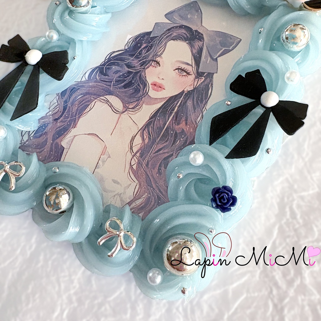 【バッグチャーム可〇】ホイップデコ 硬質トレカケース チェキ くすみカラー ブルーグレー 黒 シルバー リボン ニュアンス カード ケース