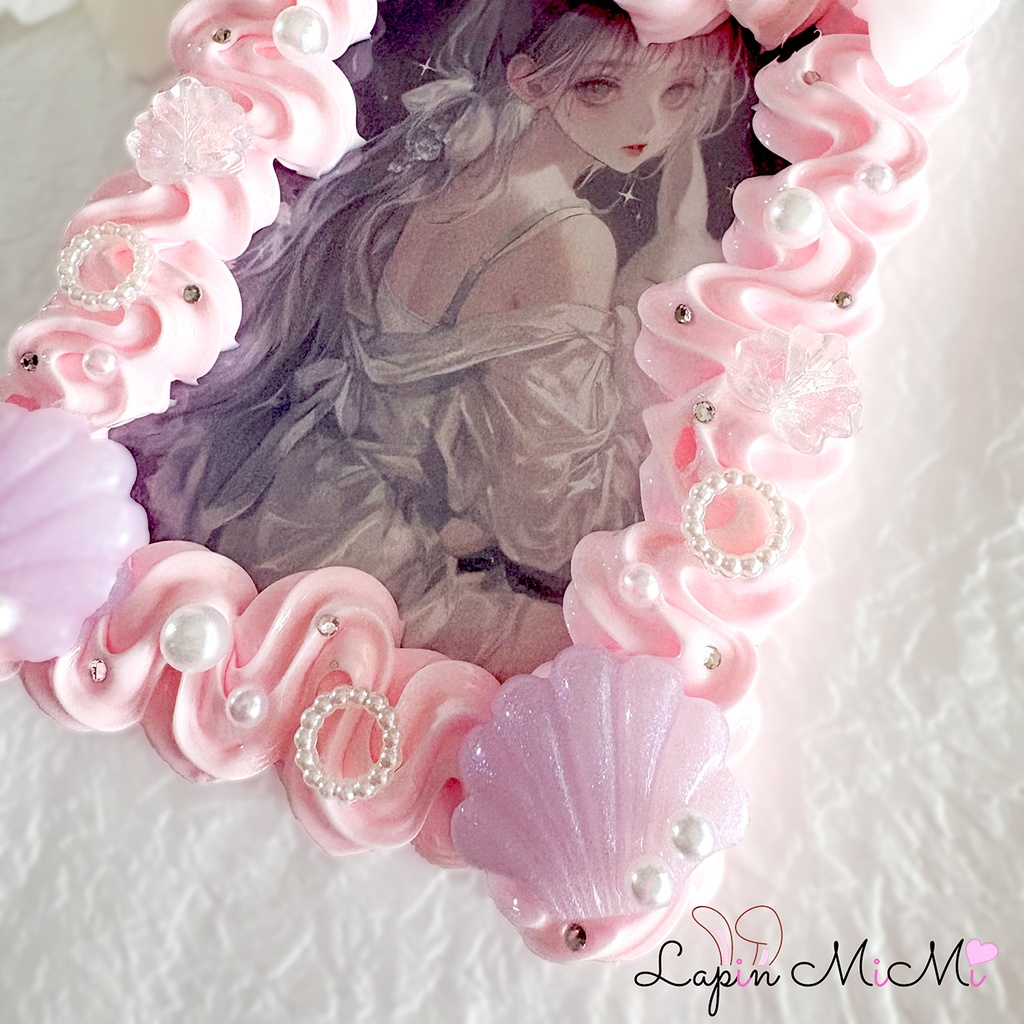 ピンク うねうね ホイップデコ 硬質トレカケース リボン シェル チェキ カード ケース