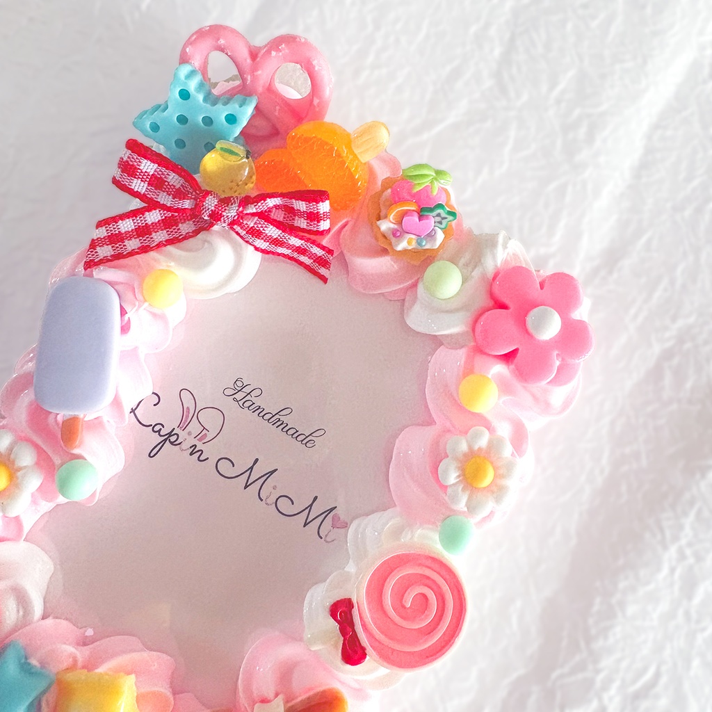 いちごミルク ホイップデコ 硬質トレカケース デザート ピンク 白 お菓子 カード ケース