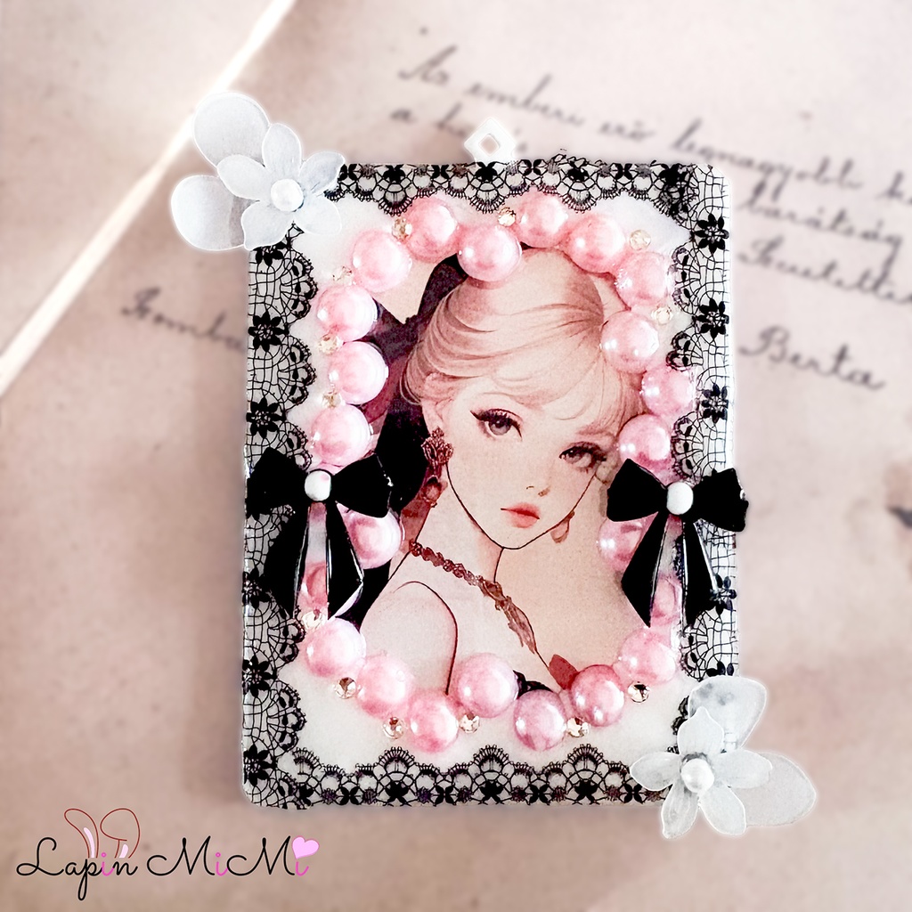 レジン 硬質トレカケース チェキ 黒 レース リボン 花 パール カード チェキ ケース