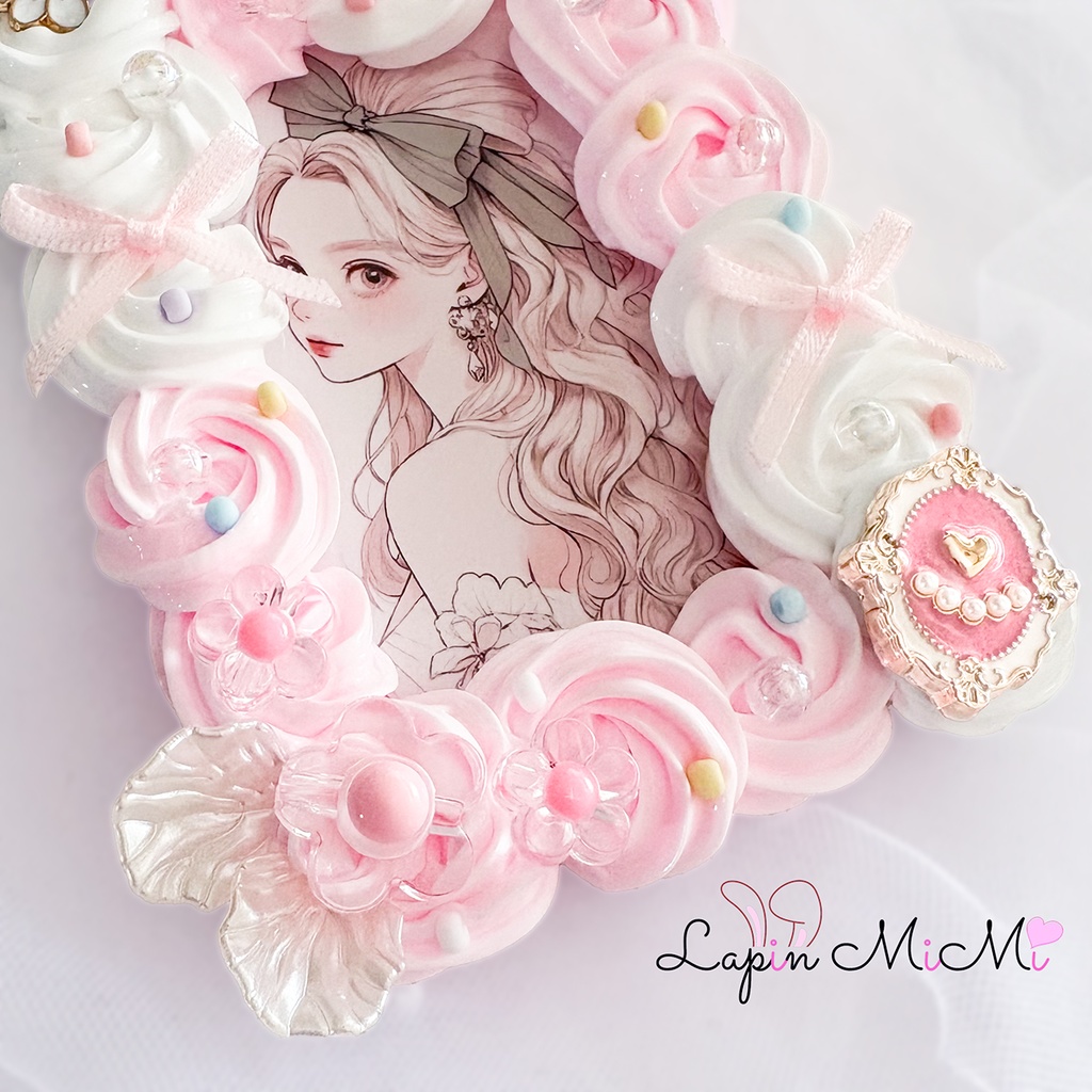 【ストラップ可〇】ホイップデコ 硬質トレカケース いちごミルク ピンク 白 リボン フラワー ケース