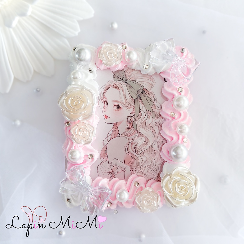 ★受注製作★【縦横デザイン】ホイップデコ 硬質トレカケース ピンク 白 リボン 薔薇 チェキ カード ケース