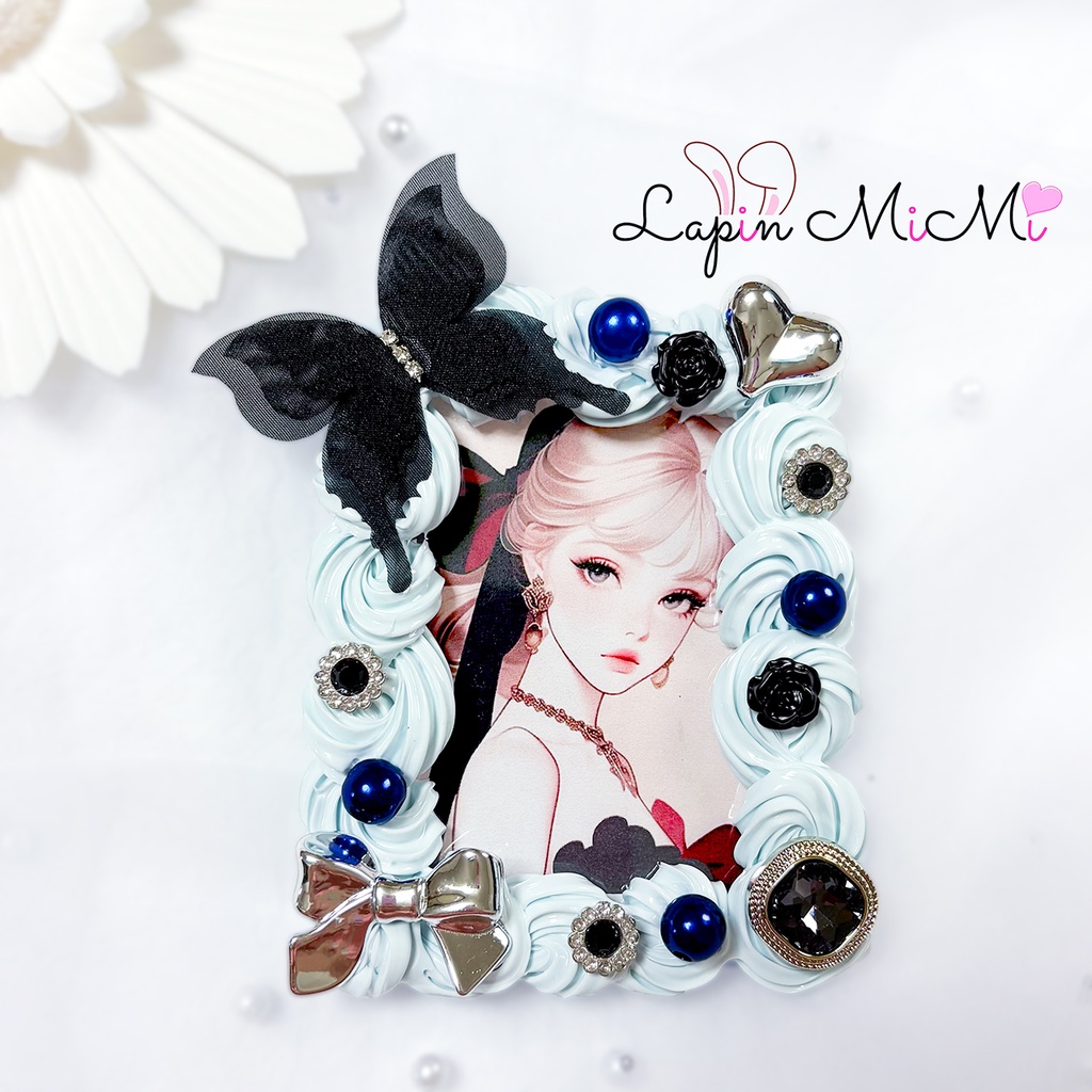 くすみカラー ブルー ホイップデコ 硬質トレカケース シフォン 黒 蝶 シルバー リボン カード ケース