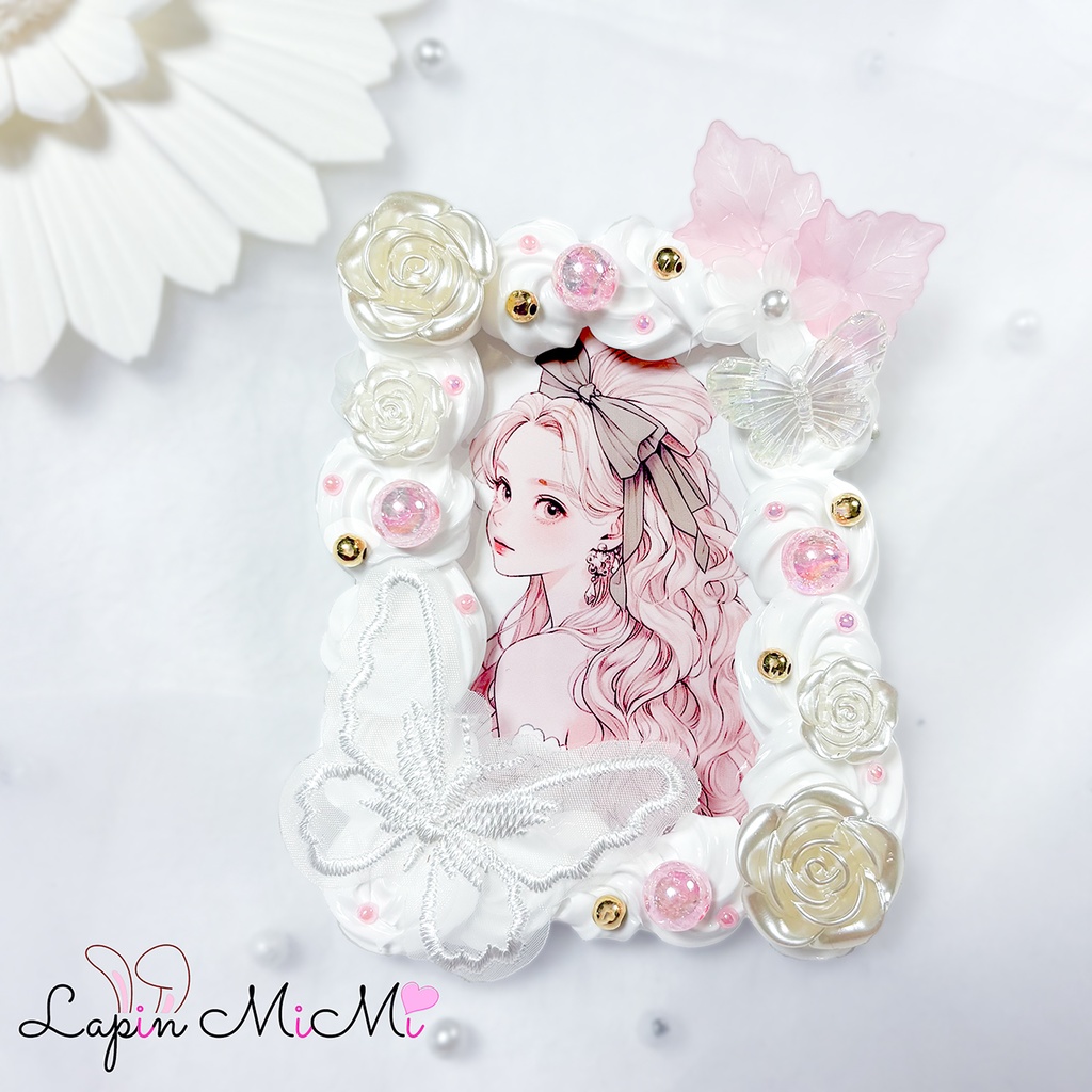 白 ホイップデコ 硬質トレカケース チェキ レース 蝶 薔薇 春 花 キレイめ カード ケース