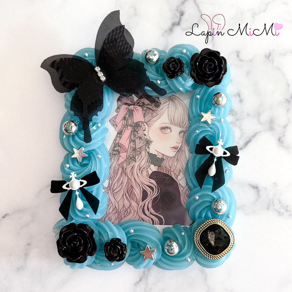 【受注製作】くすみ クリア ホイップデコ B8 硬質トレカケース 黒 リボン ゴシック ゴスロリ チェキ カード ケース