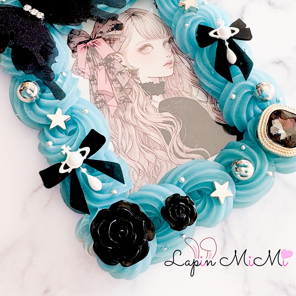 【受注製作】くすみ クリア ホイップデコ B8 硬質トレカケース 黒 リボン ゴシック ゴスロリ チェキ カード ケース