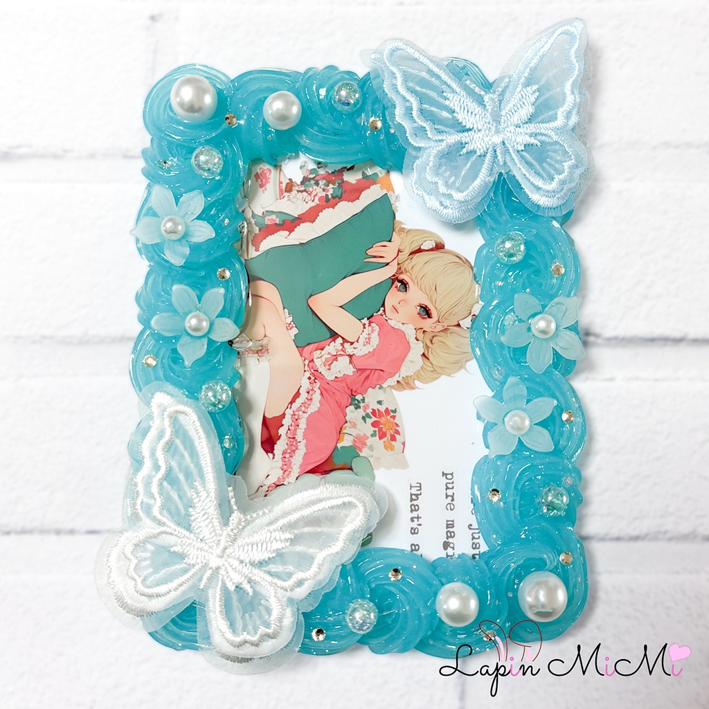 【B7】大判 L版 水色 クリア ホイップデコ 硬質トレカケース ポストカード ハガキ レース 蝶 白 ケース