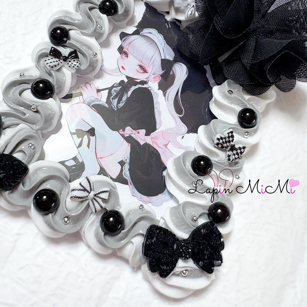 グレー 白 うねうね ホイップデコ 硬質トレカケース 黒 シフォン 花 ゴシック リボン ケース