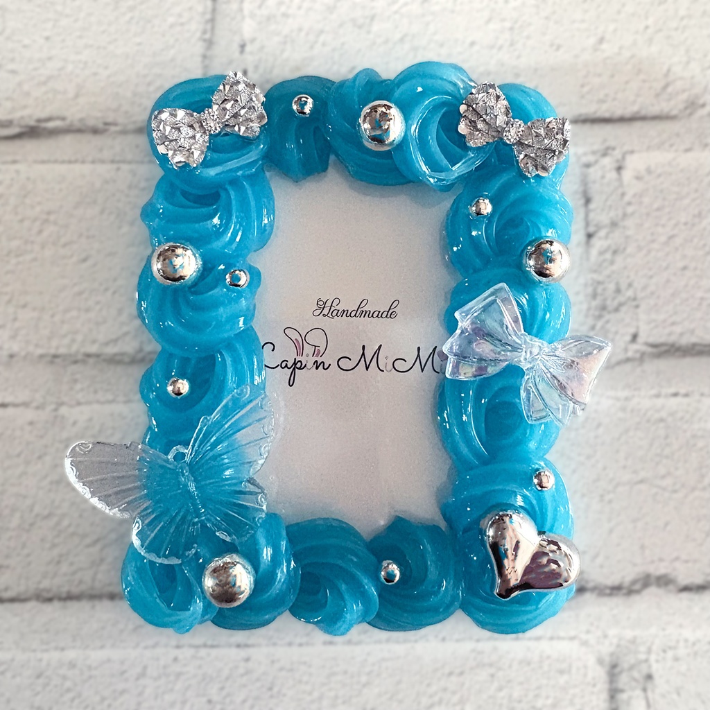 くすみ ブルー クリア ホイップデコ B8 硬質トレカケース シルバー リボン ハート きれいめ カード ケース