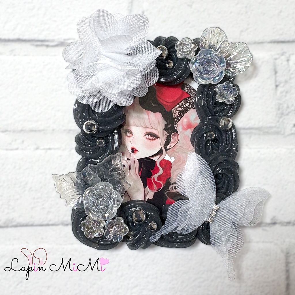 黒 ラメ クリア ホイップデコ 硬質トレカケース B8 シフォン 花 白 ゴスロリ シルバー カード ケース