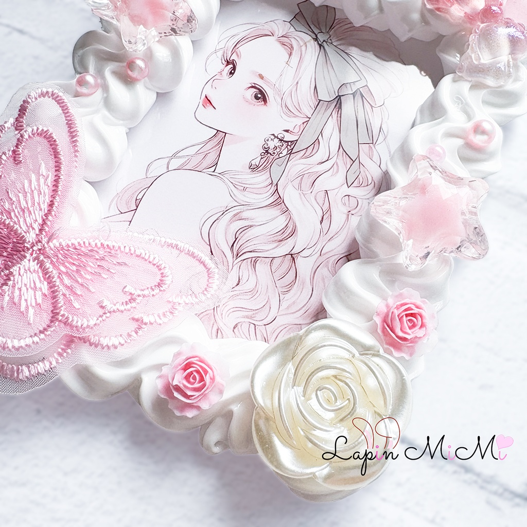 白 ホイップデコ 硬質トレカケース B8 ピンク レース 蝶 星 リボン かわいい カード ケース