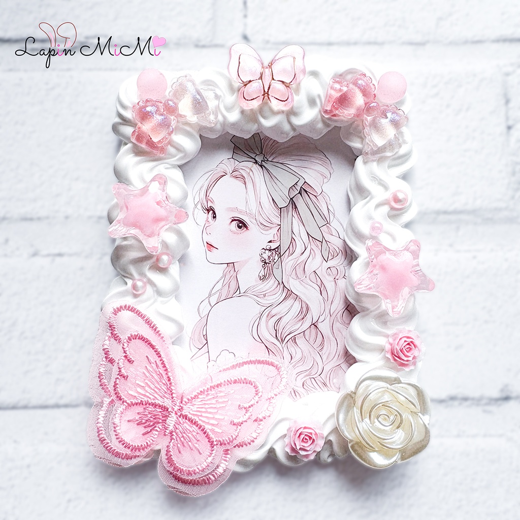 白 ホイップデコ 硬質トレカケース B8 ピンク レース 蝶 星 リボン かわいい カード ケース