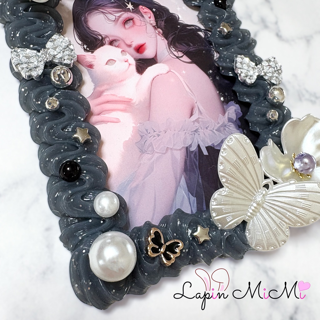 【B7】グレー ラメ クリア ホイップデコ 硬質トレカケース ハガキ ポストカード 白 花 きれいめ 大判 L版 ケース