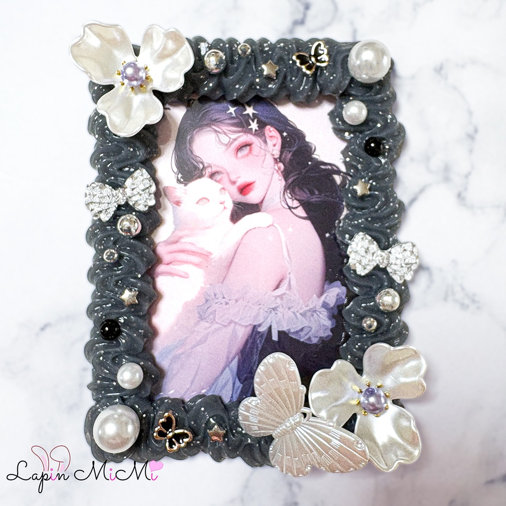 【B7】グレー ラメ クリア ホイップデコ 硬質トレカケース ハガキ ポストカード 白 花 きれいめ 大判 L版 ケース