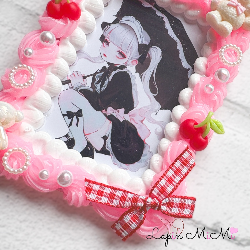 【受注製作】白 ピンク ホイップデコ 硬質トレカケース B8 チェック リボン くま ポップ かわいい チェキ カード ケース