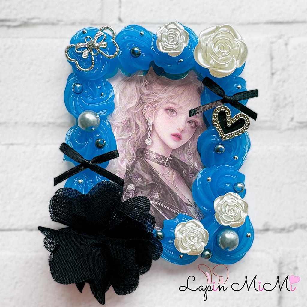 ブルー クリア ホイップデコ 硬質トレカケース B8 チェキ 黒 シフォン 花 白 薔薇 ゴシック リボン カード ケース