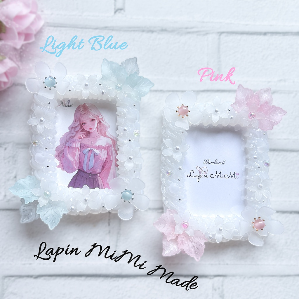 クリア ホイップデコ 春 お花 マット ホワイト 硬質 トレカケース チェキ きれいめ 水色 ハンドメイド