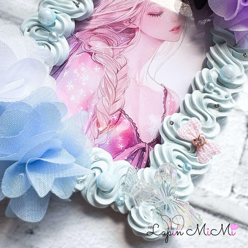 【B7】くすみカラー ブルーグレー ホイップデコ 硬質トレカケース ハガキ ポストカード 大判 L版 花 リボン 蝶 カード ケース