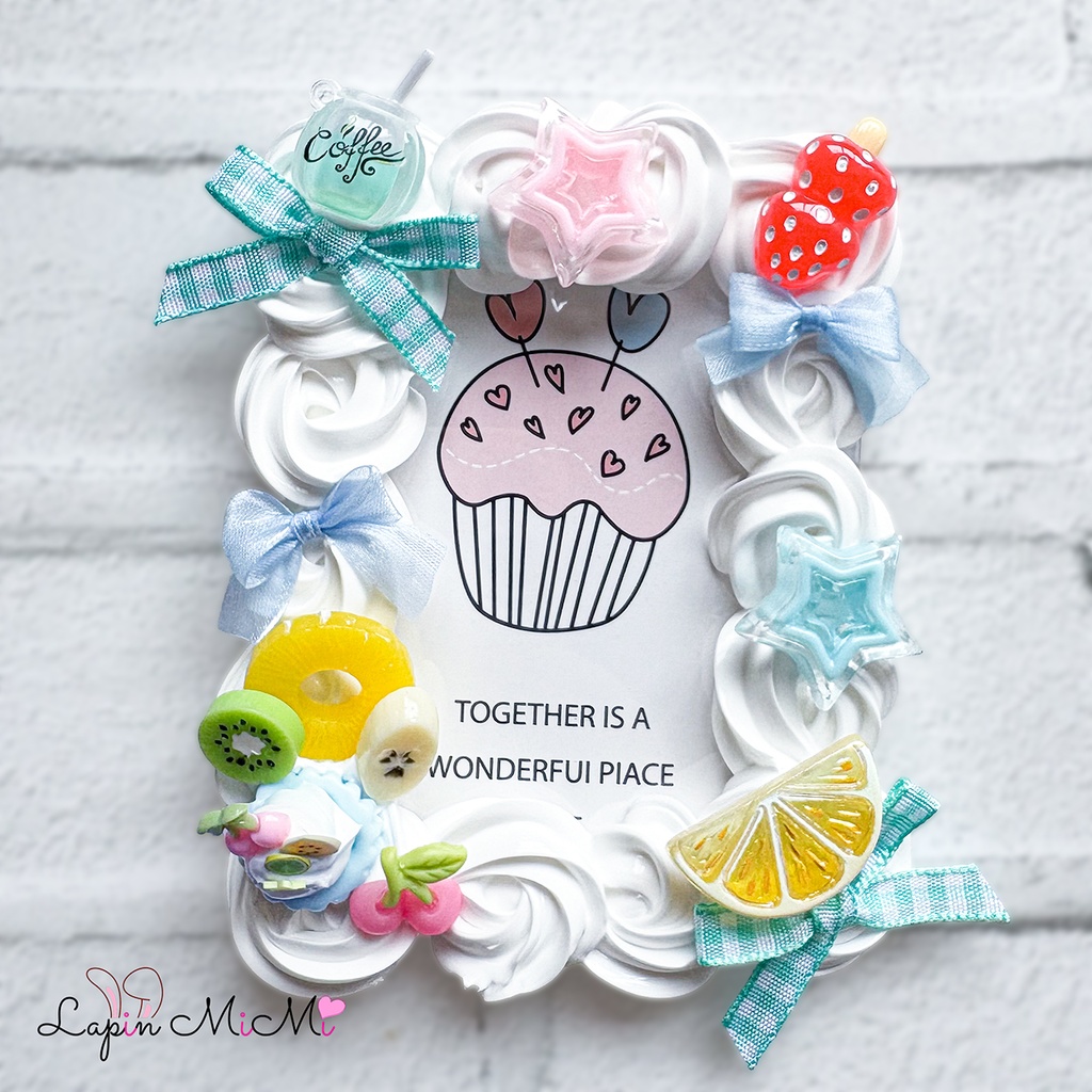 【受注製作】白 ホイップデコ 硬質トレカケース B8 ブルー チェック リボン お菓子 フルーツ ポップ カード ケース