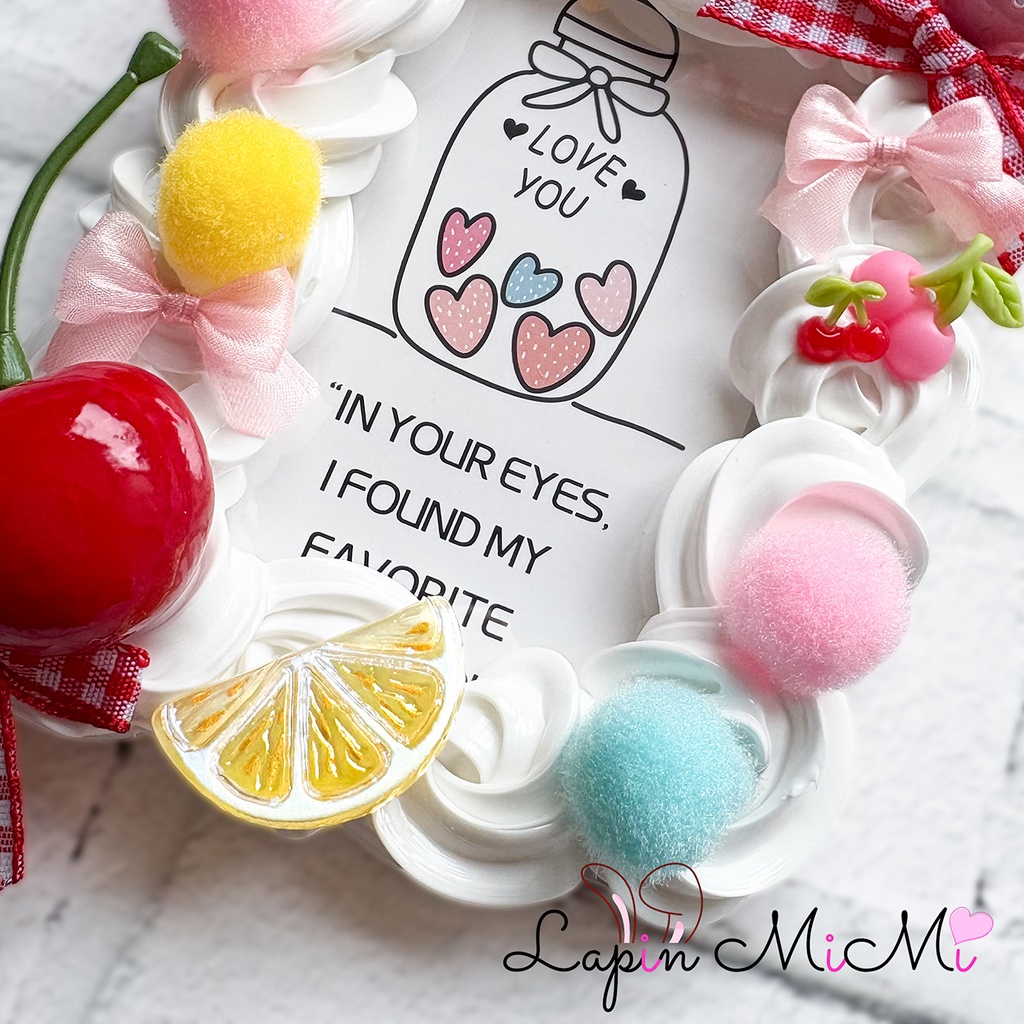 白 ホイップデコ 硬質トレカケース B8 赤 チェック リボン さくらんぼ いちご ポップ かわいい カード ケース