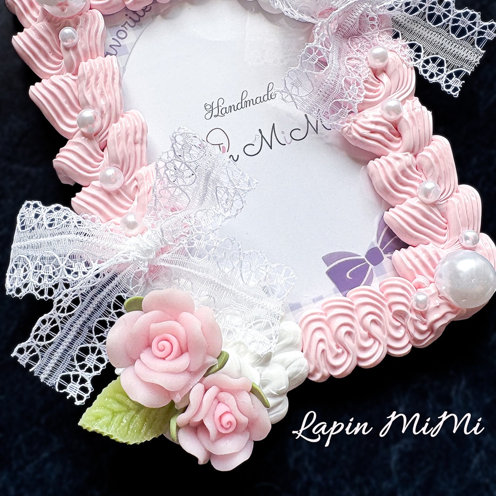 白 くすみ ピンク ホイップデコ 硬質トレカケース B8 チェキ レース リボン 樹脂 薔薇 姫 パール カード ケース