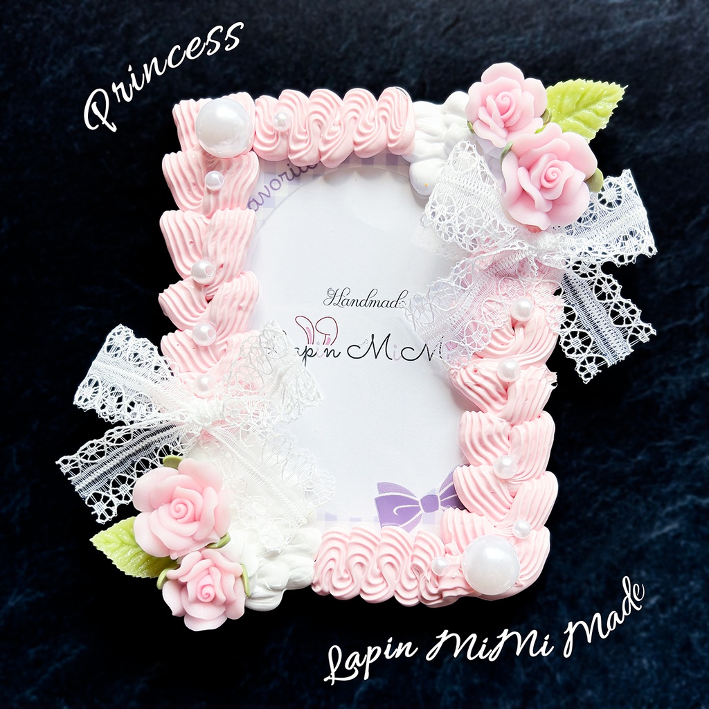 白 くすみ ピンク ホイップデコ 硬質トレカケース B8 チェキ レース リボン 樹脂 薔薇 姫 パール カード ケース