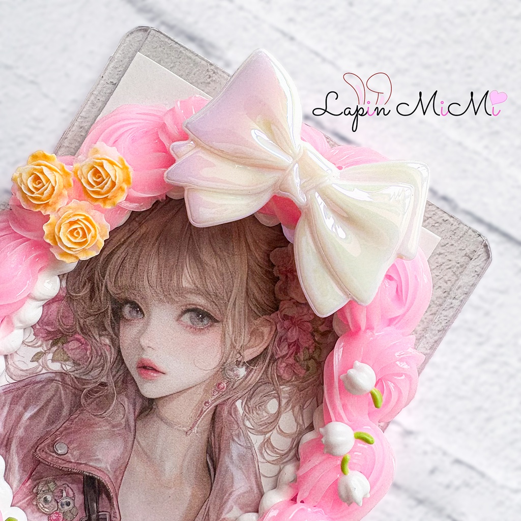 ピンク 白 ホイップデコ 硬質トレカケース リボン すずらん 姫 ラウンド かわいい チェキ B8 カード ケース