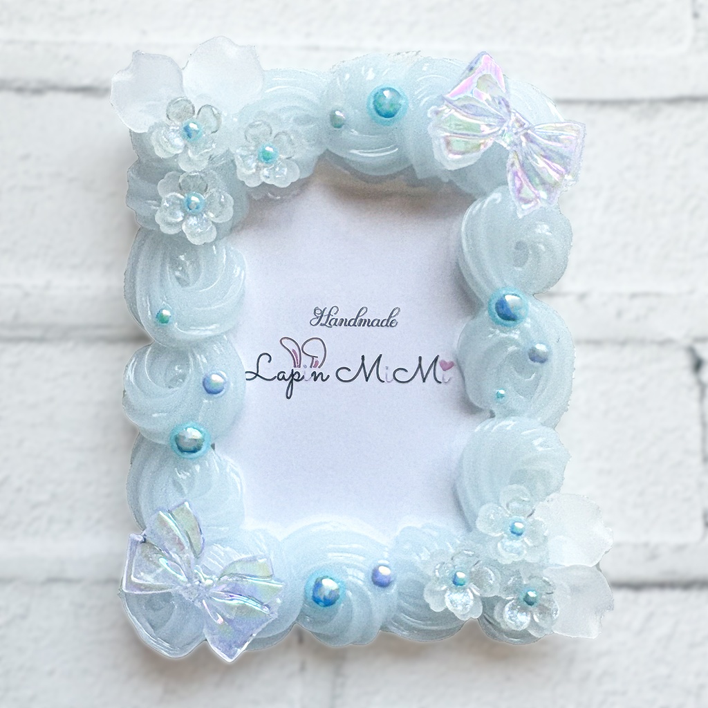 【受注製作】ブルー クリア ホイップデコ 硬質トレカケース B8 リボン マット 花 水色 チェキ カード ケース