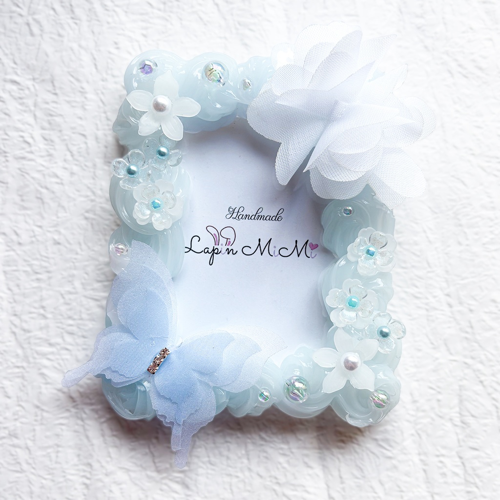 ブルー クリア ホイップデコ 硬質トレカケース B8 シフォン 蝶 花 ビーズ さわやか 水色 きれいめ カード ケース