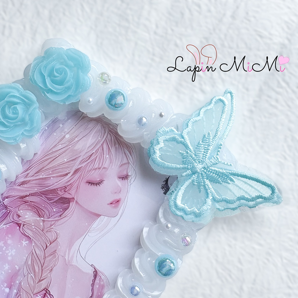 【B7】クリア ホイップデコ 硬質トレカケース 水色 ハガキ ポストカード レース 刺繍 蝶 シフォン 花 大判 ケース