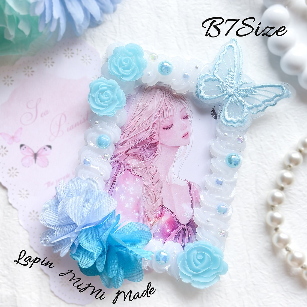 【B7】クリア ホイップデコ 硬質トレカケース 水色 ハガキ ポストカード レース 刺繍 蝶 シフォン 花 大判 ケース