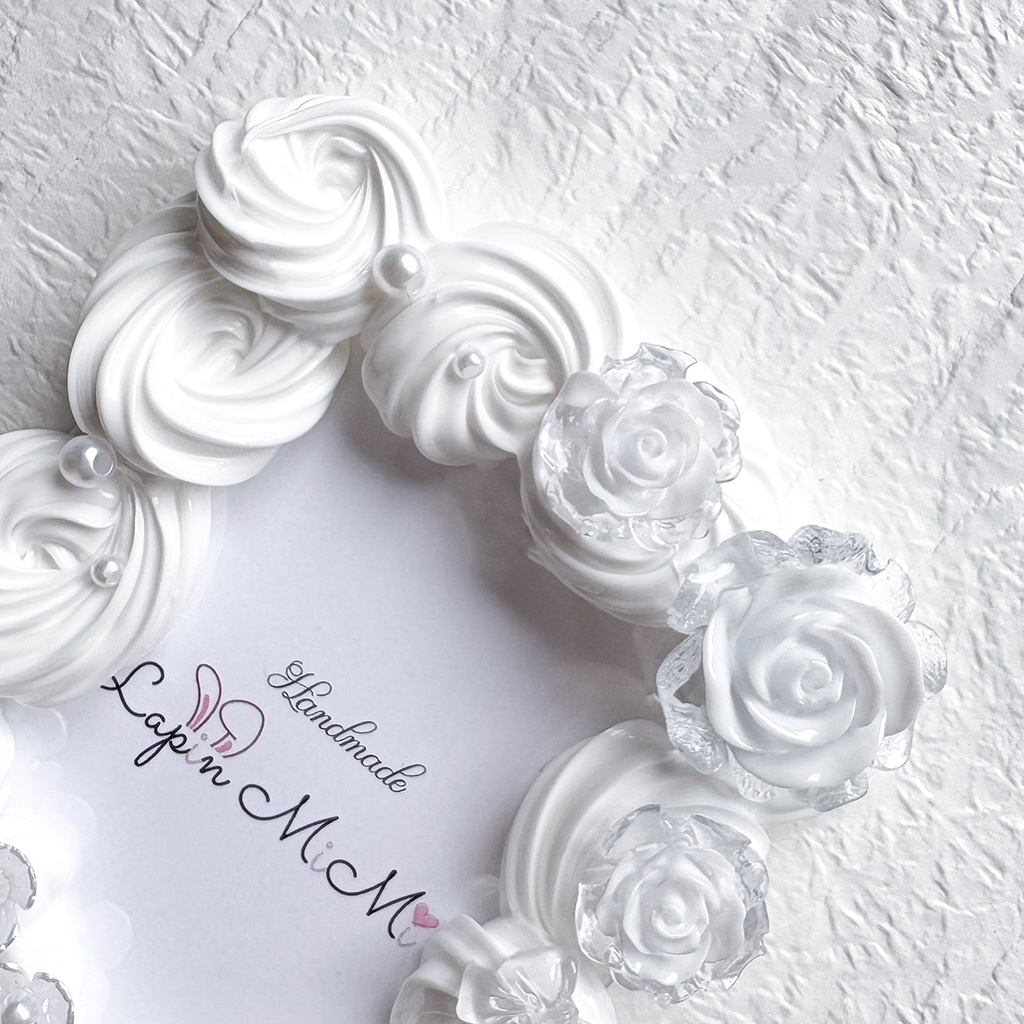 白 ホイップデコ 硬質トレカケース チェキ 薔薇 花 ウェディング風 きれいめ 姫 カード ケース