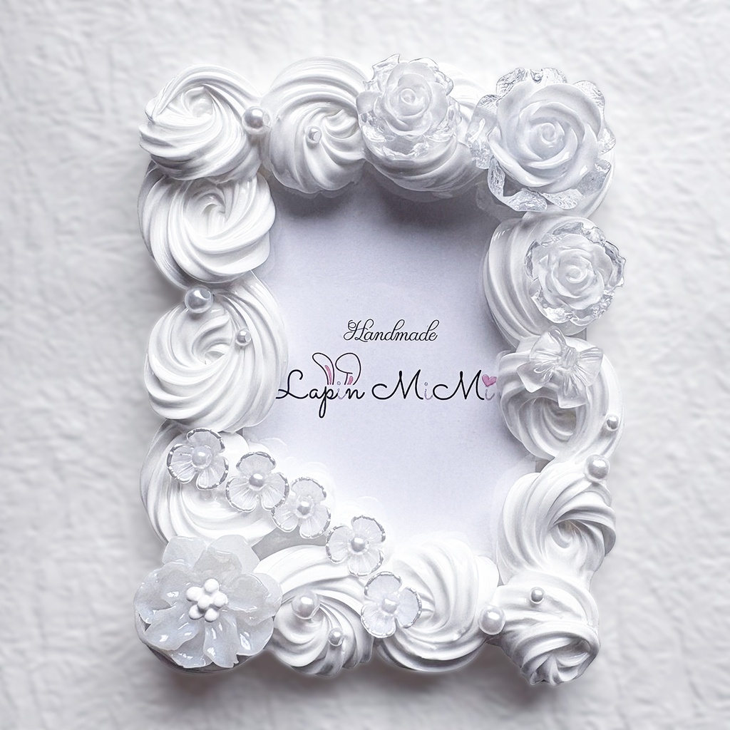 白 ホイップデコ 硬質トレカケース チェキ 薔薇 花 ウェディング風 きれいめ 姫 カード ケース