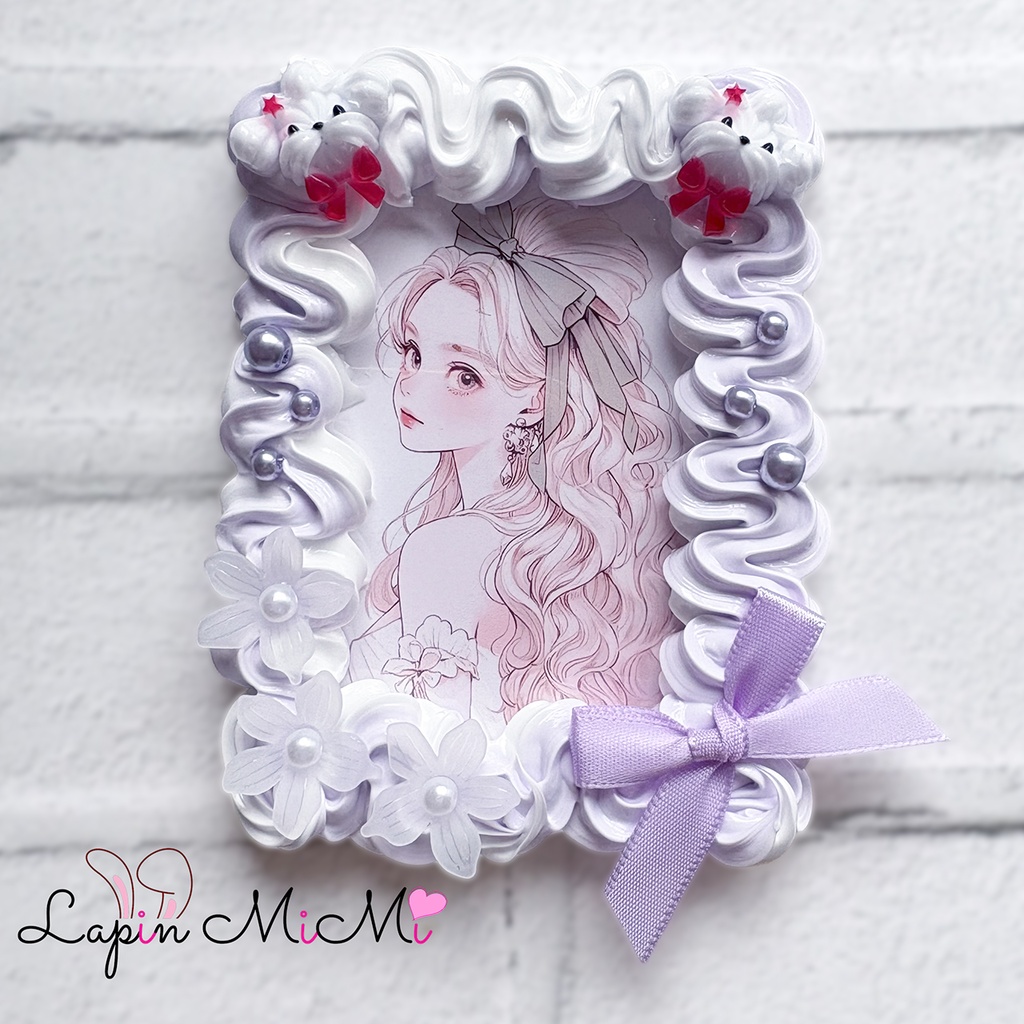 パープル 白 うねうね ホイップデコ トレカケース サテン リボン ホイップ犬 花 カード ケース