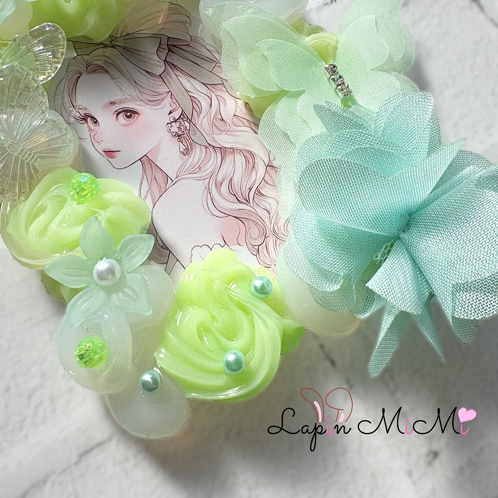 クリア × グリーン ホイップデコ 硬質トレカケース B8 シフォン 蝶 花 パステル きれいな カード ケース